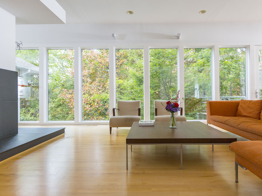 Simple, modern living room design by Chris Kepes